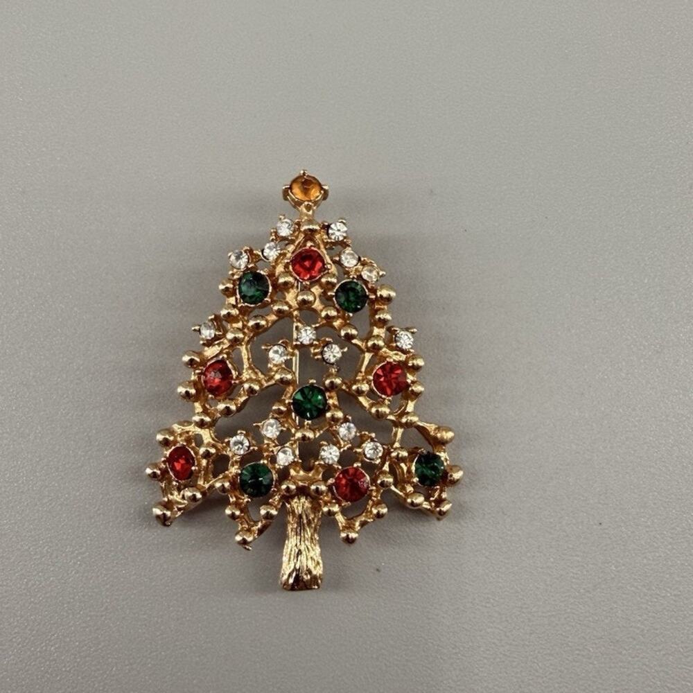 Vintage Rhinestone Christmas Tree Brooch Red Green Clear Gold Tone Holiday Pin